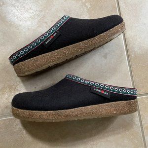 Haflinger Grizzly Clogs Black EU 38/ US 8